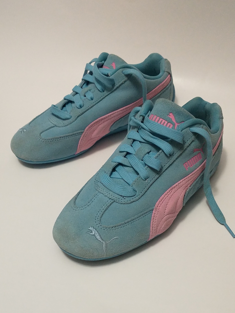 Puma Speedcat Men's Teal and Pink Low-Top Sneakers. SIZE 6US, 38EU, 24cm